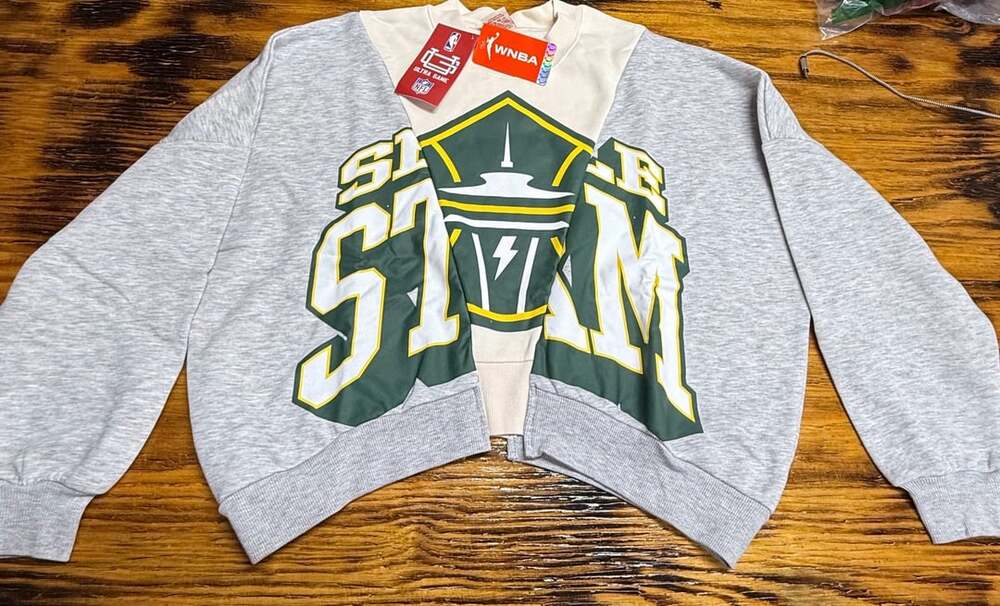 Ultra Game Seattle Storm Sweatshirt Size M Grey WNBA
#gamedaygear#wnba